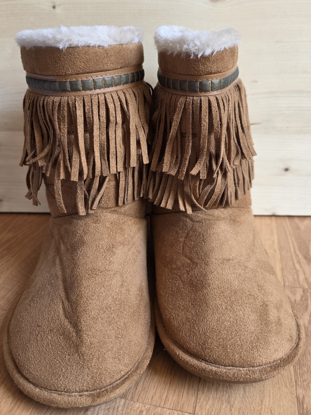 Women's Fringe Faux-Suede Winter Boots - Tan